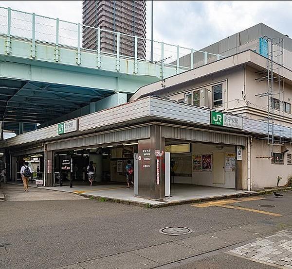 【周辺】新子安駅(JR 京浜東北線)まで327m