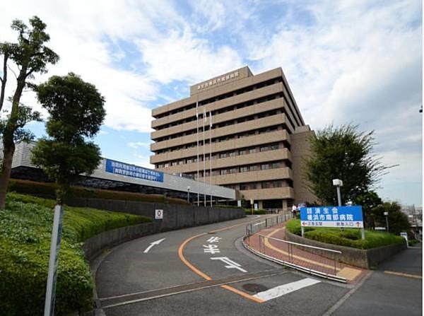 【周辺】済生会横浜市南部病院　2100m　地下1階から地上8階の大総合病院です。地域に溶け込み地域の信頼の厚い頼れる病院となっております。   