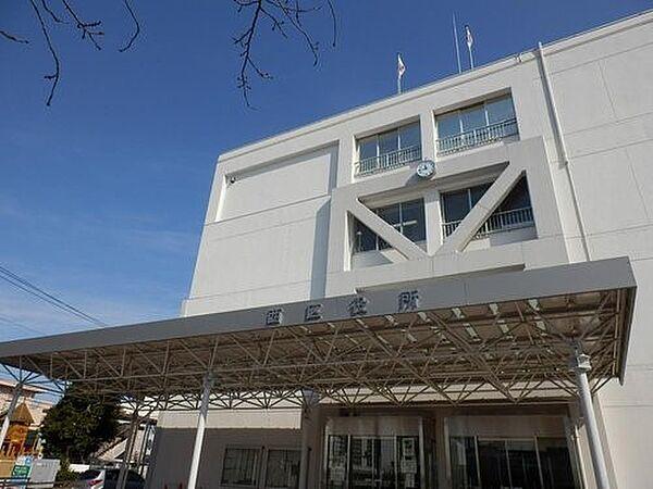 【周辺】横浜市西区役所　550m　お引越し後の申請や手続き等、ご利用されることも多い区役所。月～金曜日の午前8時45分～午後5時開庁。 