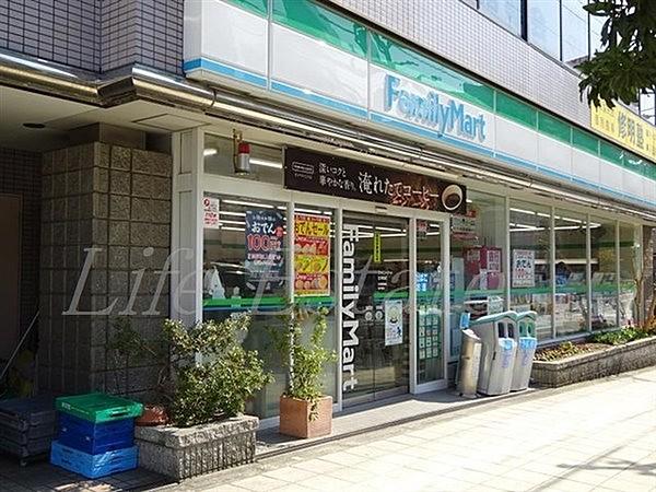 【周辺】ファミリーマート北河堀店まで238m