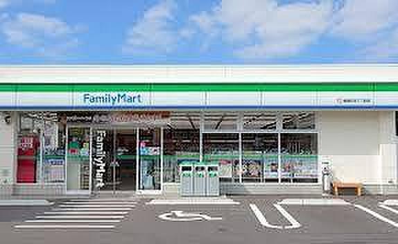 【周辺】ファミリーマート大分西鶴崎1丁目店まで1164m、近くにコンビニあります。