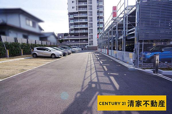 【駐車場】防犯に優れたチェーンゲート駐車場（2021年2月撮影）