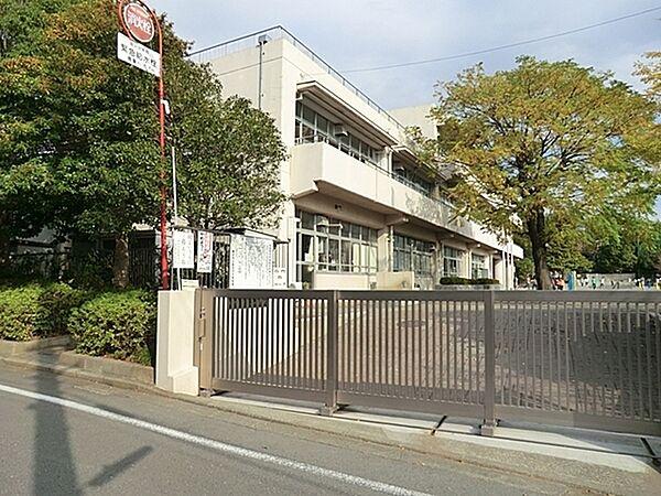 【周辺】横浜市立新石川小学校まで1200m