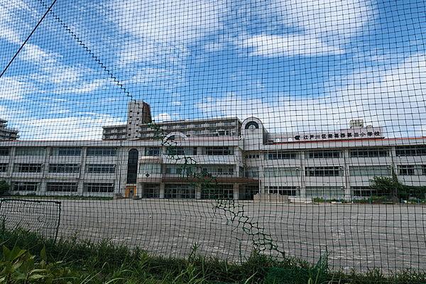 【周辺】江戸川区立南葛西第三小学校まで589m