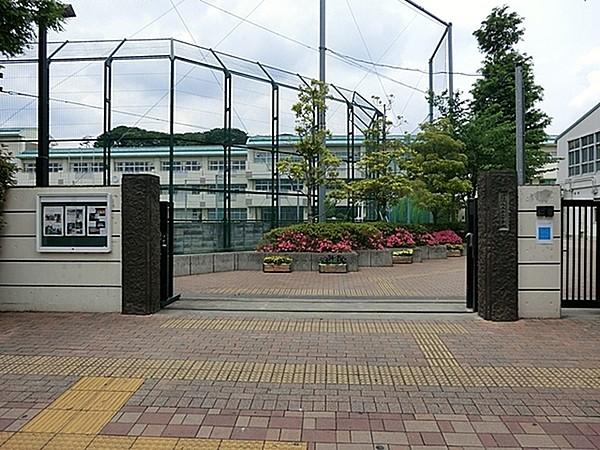 【周辺】大田区立大森第三中学校まで835m