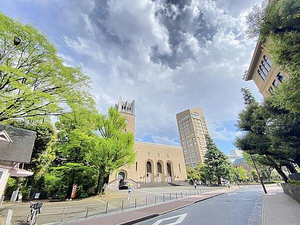 【周辺】早稲田大学キャンパス　徒歩１分