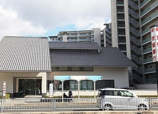 【周辺】京都銀行伊丹支店まで756m、徒歩10分