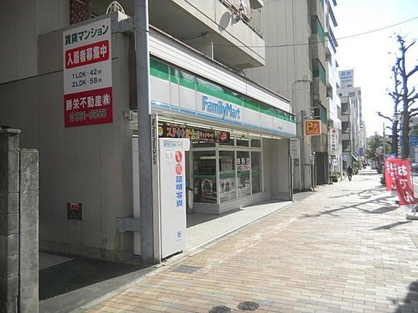 【周辺】ファミリーマート神戸橘通店まで817m