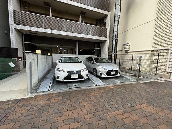 【駐車場】車をお持ちの方に嬉しい駐車場付きの物件です