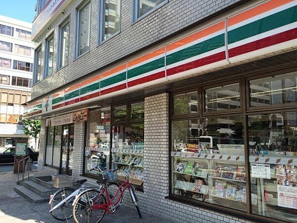 【周辺】セブンイレブン神戸布引町2丁目店まで61m