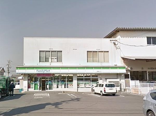 【周辺】ファミリーマート宮崎霧島四丁目店まで1052m