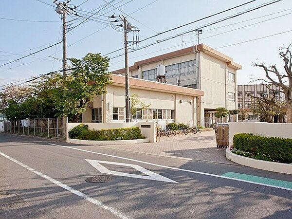 【周辺】藤沢市立八松小学校まで845m