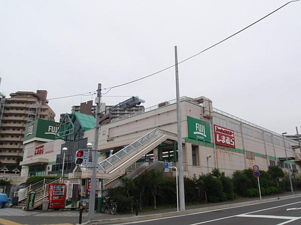 【周辺】Fuji善行店まで1009m