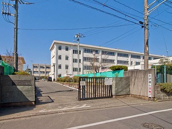 【周辺】茅ヶ崎市立浜須賀中学校まで548m