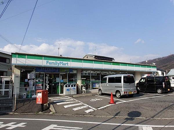 【周辺】ファミリーマート法善寺駅東店まで781m