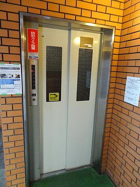 【エントランス】★エレベーター完備★