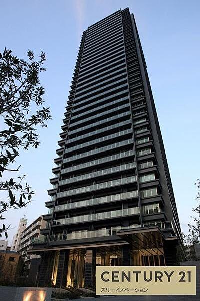 【外観】37階建のタワーマンション！