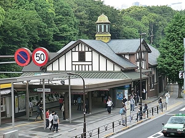 【周辺】原宿駅(JR 山手線)まで720m