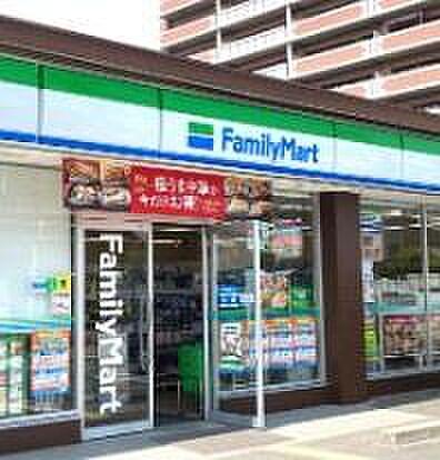 【周辺】ファミリーマート鶴見緑地東店まで106m