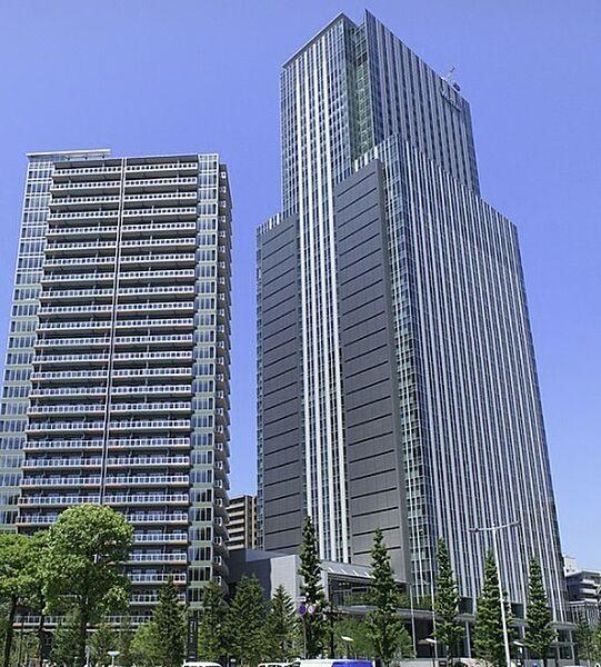 【周辺】仙台トラストタワーまで2262m、ショッピング、飲食店、宿泊施設、企業テナント、事務所などを総括した大型商業ビル。