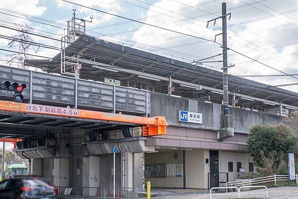 【周辺】藤阪駅(JR 片町線)まで1018m