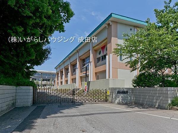 【周辺】酒々井町立酒々井小学校まで617m