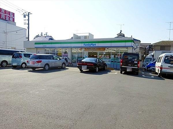 【周辺】ファミリーマート西東京泉町店まで362m