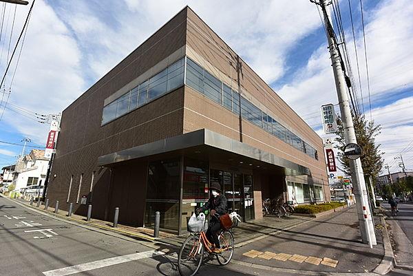【周辺】武蔵野銀行狭山支店まで687m、営業時間　平日9：00～15：00