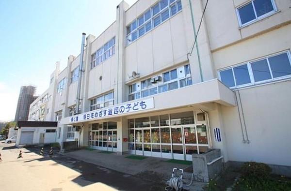 【周辺】札幌市立澄川西小学校まで1566m