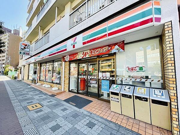 【周辺】セブンイレブン大阪東中島1丁目店まで20m、横断歩道挟んで向かい側にコンビニがあるのは非常に便利ですね！