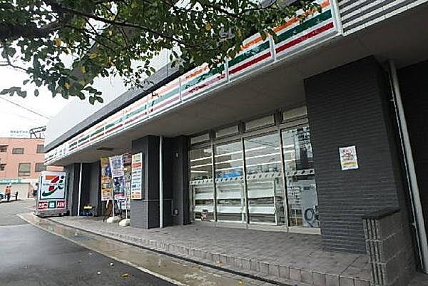 【周辺】セブンイレブン神戸六甲登山口店まで193m