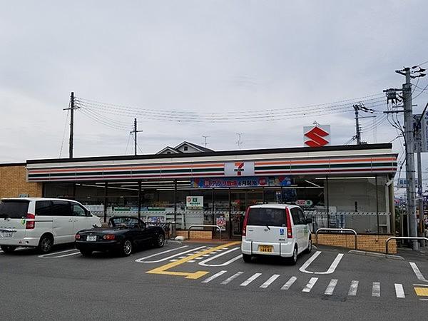 【周辺】セブンイレブン桜井阿倍店まで685m