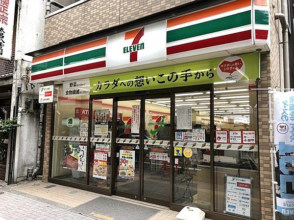 【周辺】セブンイレブン渋谷幡ケ谷駅前店まで394m、幡ヶ谷駅からの帰り道にあるコンビニです。