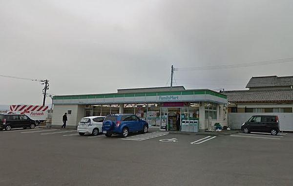 【周辺】ファミリーマート飛江田入口店まで429m