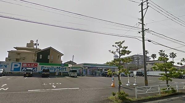 【周辺】ファミリーマート日ノ出町店まで433m