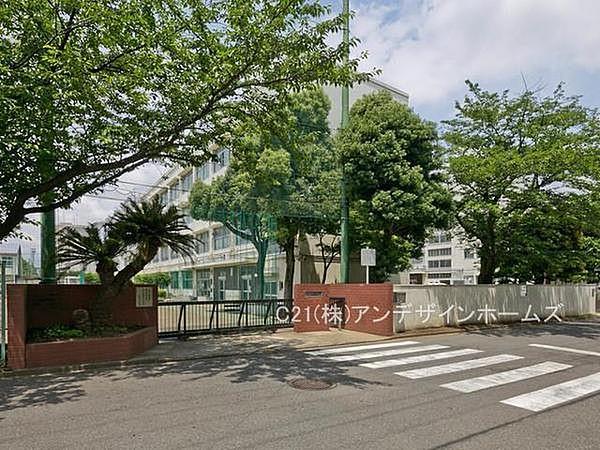 【周辺】横浜市立左近山中学校まで1439m