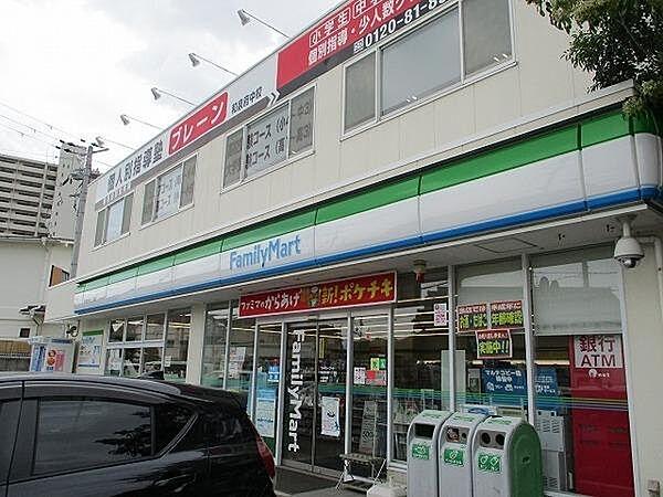 【周辺】ファミリーマート和泉府中町一丁目店まで474m