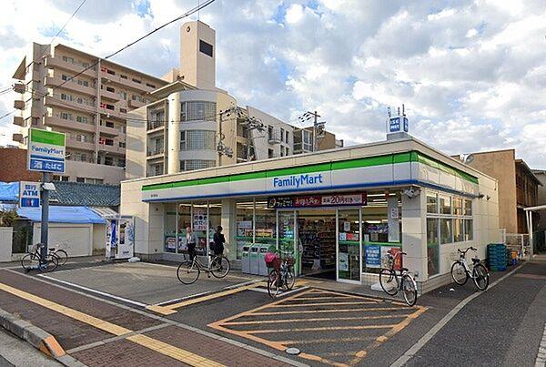 【周辺】ファミリーマート高石駅前店まで1582m