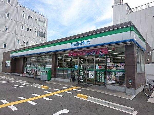 【周辺】ファミリーマート 堺中之町東店まで224m