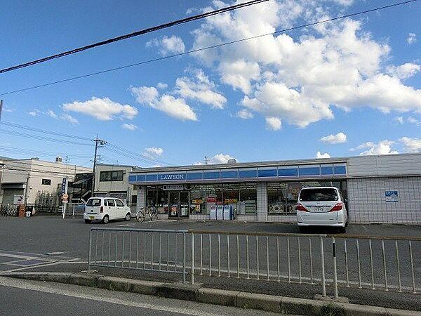 【周辺】ローソン堺菱木二丁店まで596m、コンビニ徒歩圏内！
