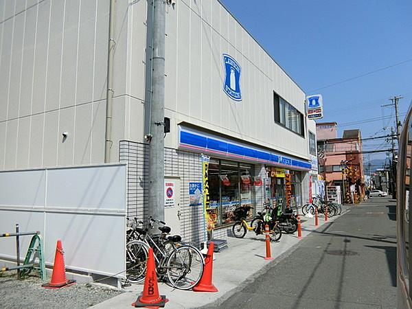 【周辺】ローソン富田林西口駅前店まで621m