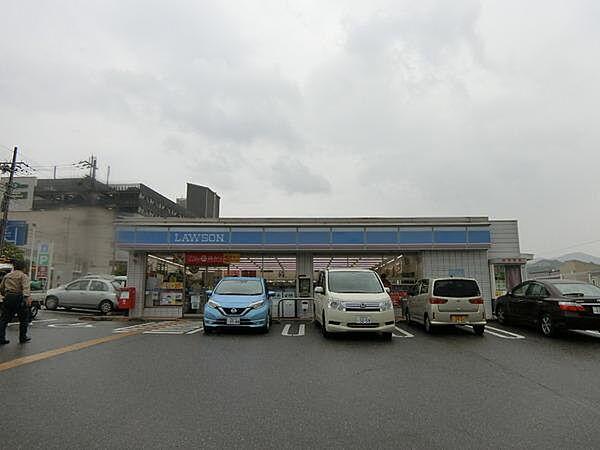 【周辺】ローソン河内長野三日市駅前店まで1093m