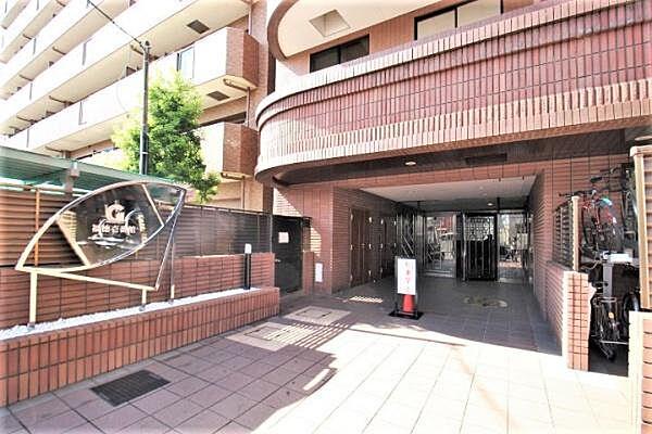 【エントランス】東武東上線坂戸駅徒歩2分♪アクセス良好！