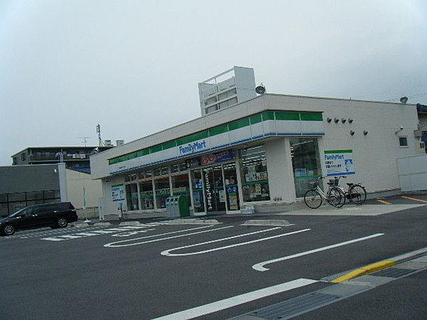 【周辺】ファミリーマート栗東小柿十丁目店まで1425m