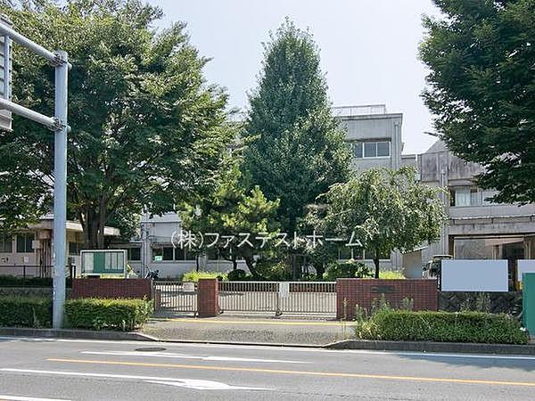 【周辺】横浜市立瀬谷中学校まで829m