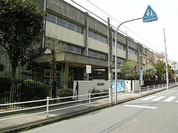 【周辺】八尾市立竹渕小学校まで194m
