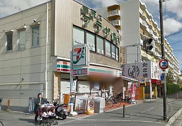 【周辺】セブンイレブン茨木東奈良3丁目店まで574m、何かと便利な施設ですよね♪炒りたてコーヒーがおいしいです♪