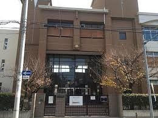 【周辺】大阪市立高倉中学校まで735m