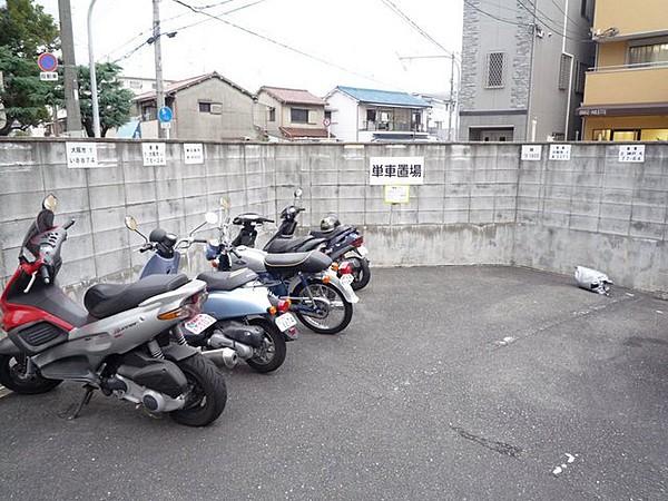 【駐車場】バイク駐輪場