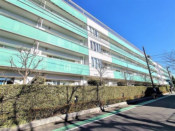 【外観】成城学園前駅徒歩11分★緑豊かな住宅街で落ち着いたエリアです